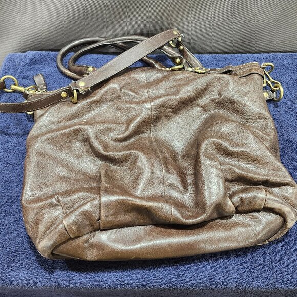 Coach shoulder bag - Picture 1 of 7